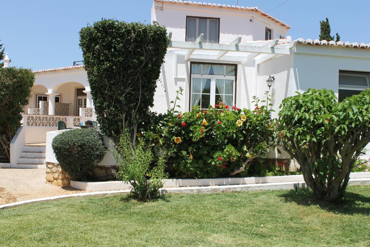 CASA BEACHCOMBER Le jardin des Arts Lagos Exterior foto