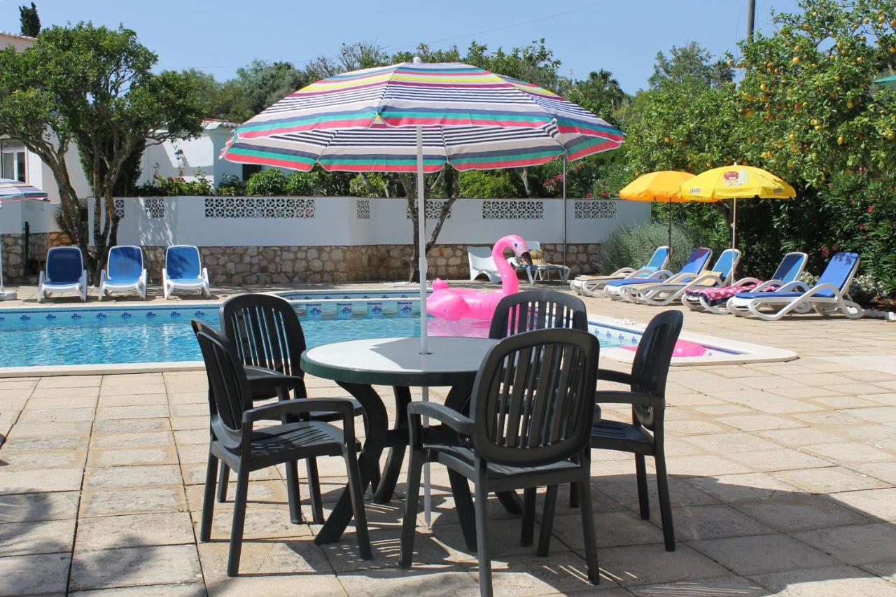 CASA BEACHCOMBER Le jardin des Arts Lagos Exterior foto