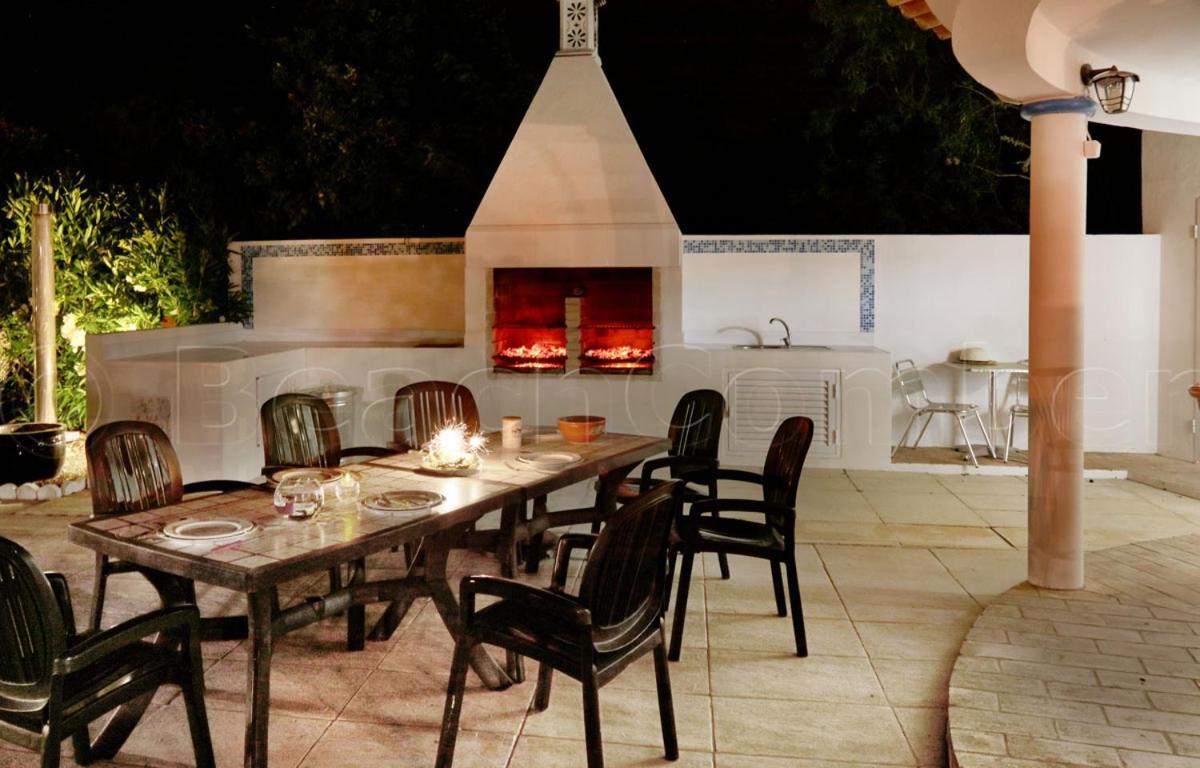 CASA BEACHCOMBER Le jardin des Arts Lagos Exterior foto