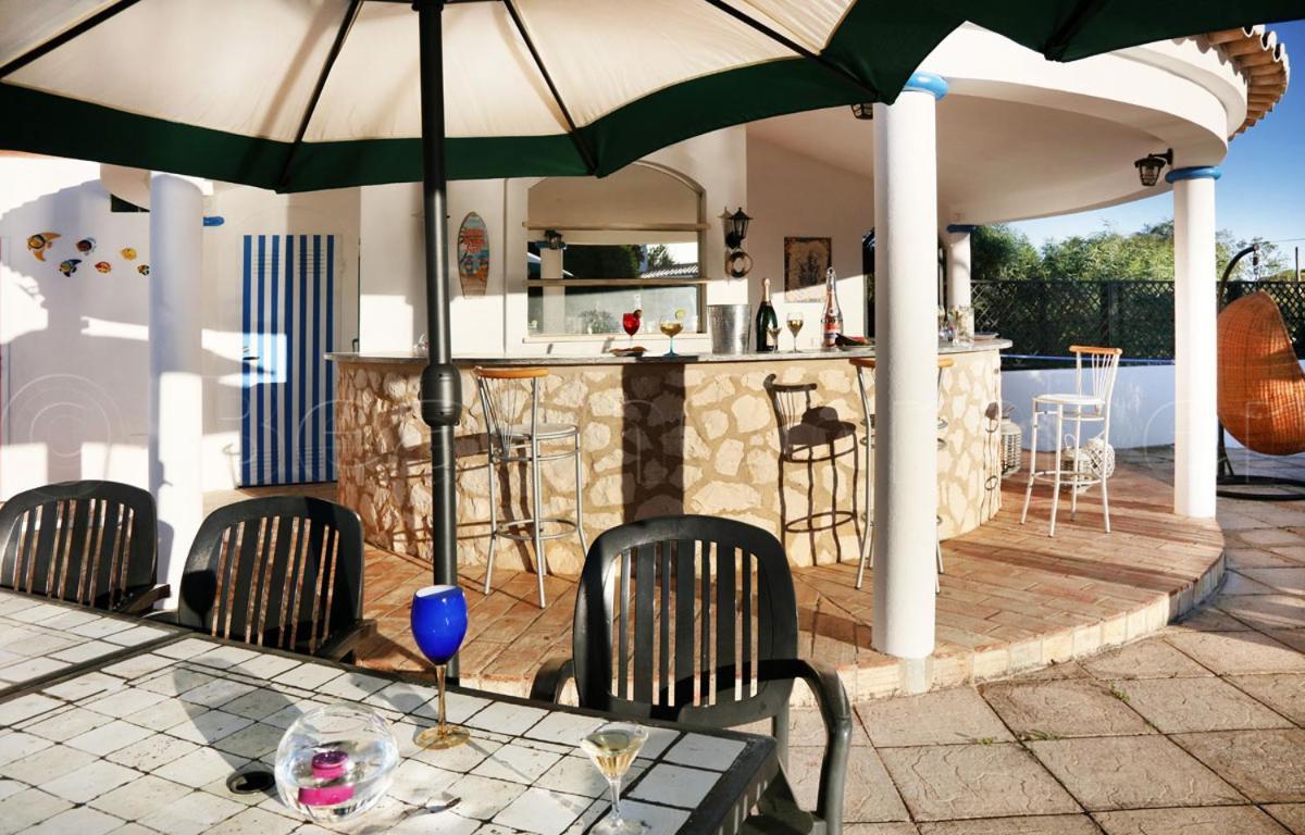CASA BEACHCOMBER Le jardin des Arts Lagos Exterior foto